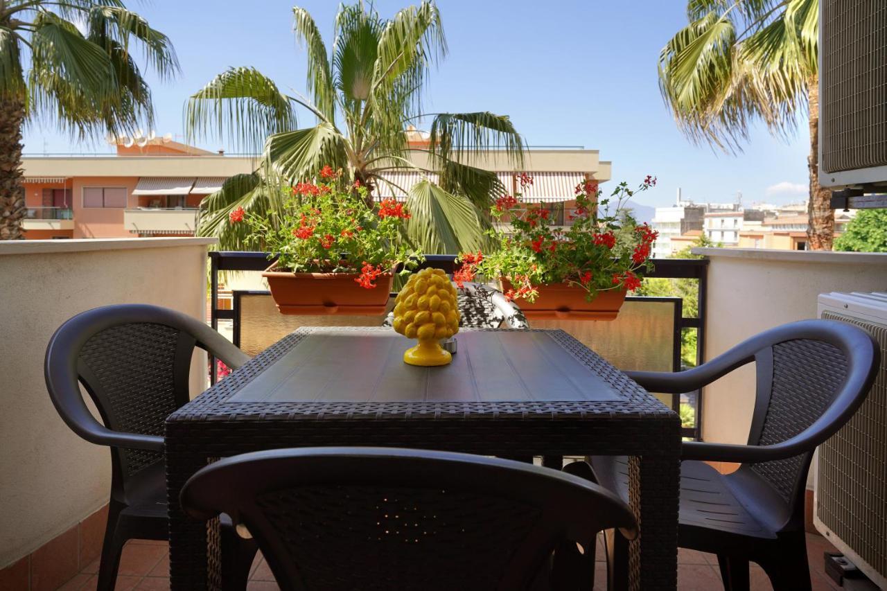 Piazza Lauro Suites Sorrente Extérieur photo